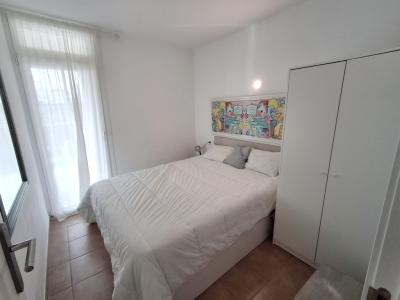 Winter: Modern apartment on 3rd floor with partial harbour and sea view in Colonia St. Jordi -- AP 08 WT