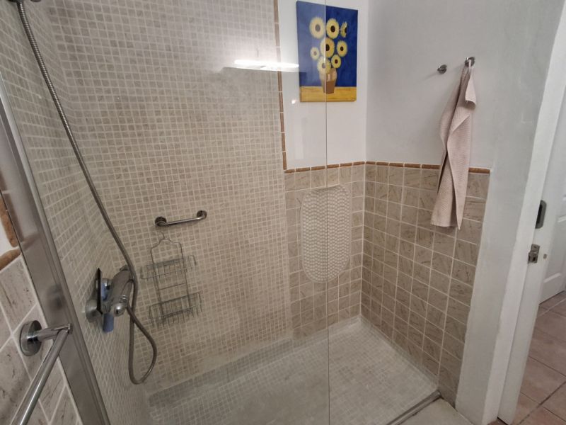 Winter: Modern apartment on 3rd floor with partial harbour and sea view in Colonia St. Jordi -- AP 08 WT