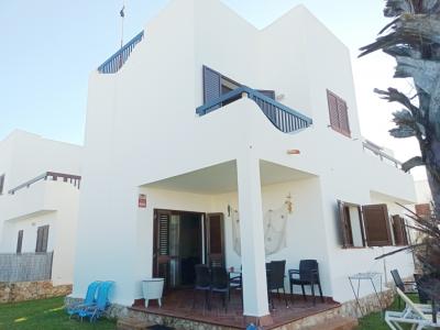 WINTER: Modernes Chalet mit Heizung, Garten und BBQ in Marina Dor II - Cala Dor -- CH 19 WT