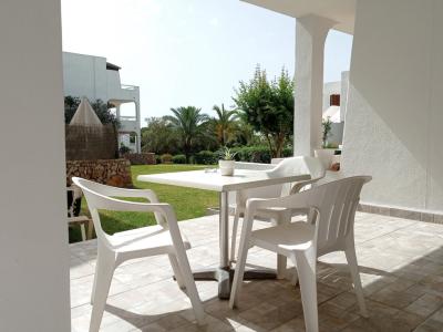 Winter: Ground-floor apartment with terrace in a quiet location of Cala Dor -- AP 14 WT