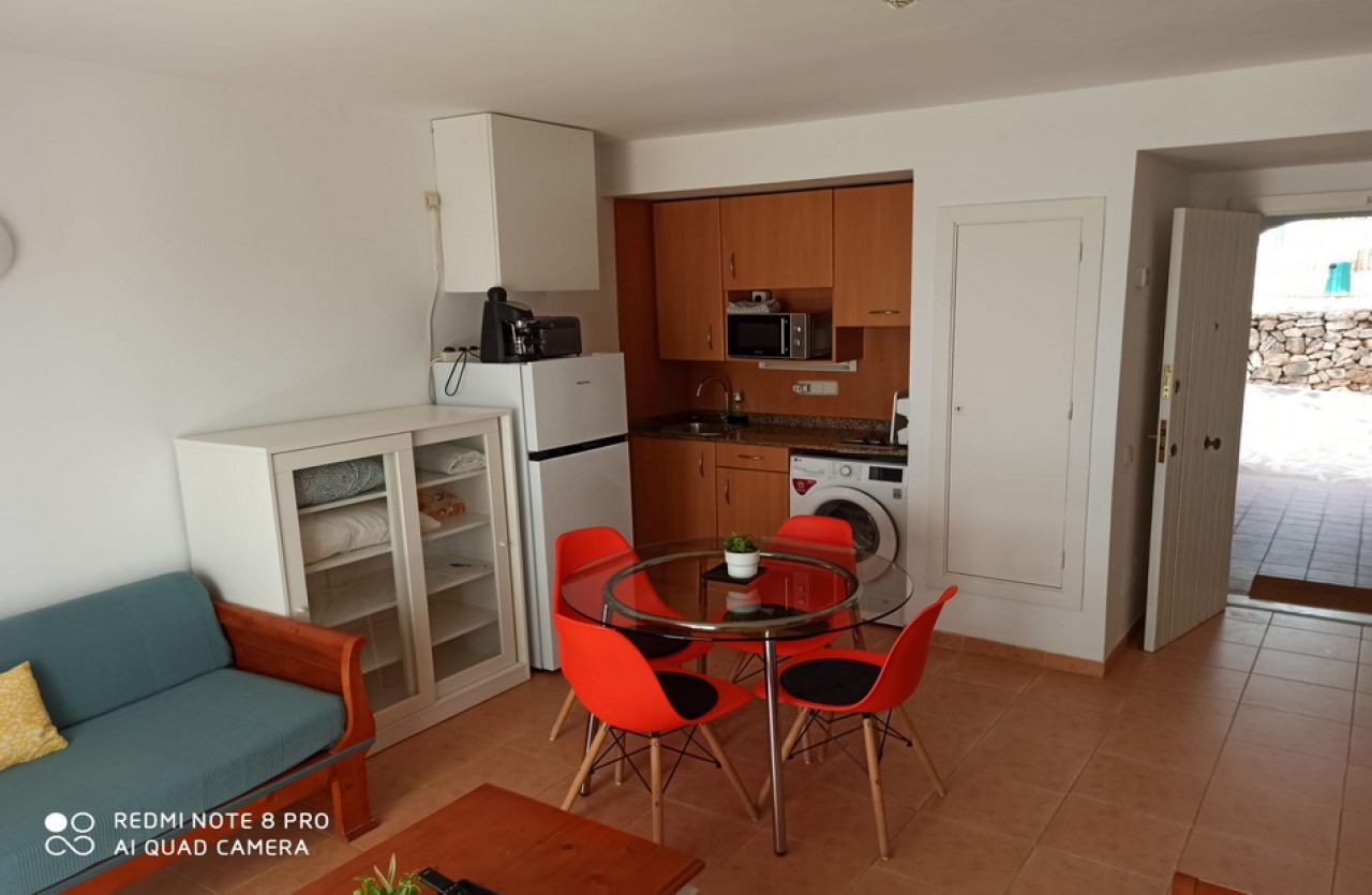 Winter: Ground-floor apartment with terrace in a quiet location of Cala Dor -- AP 14 WT