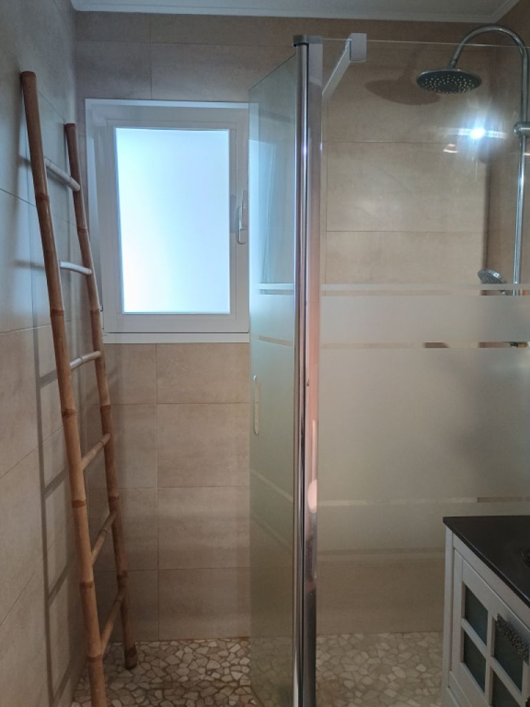 WINTER: Ground floor apartment with front terrace and sea view in Colonia St. Jordi -- AP 31 WT