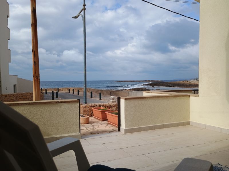 WINTER: Ground floor apartment with front terrace and sea view in Colonia St. Jordi -- AP 31 WT