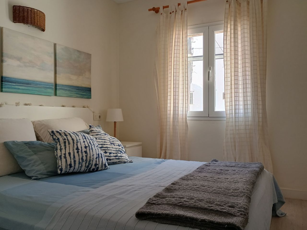 WINTER: Ground floor apartment with front terrace and sea view in Colonia St. Jordi -- AP 31 WT