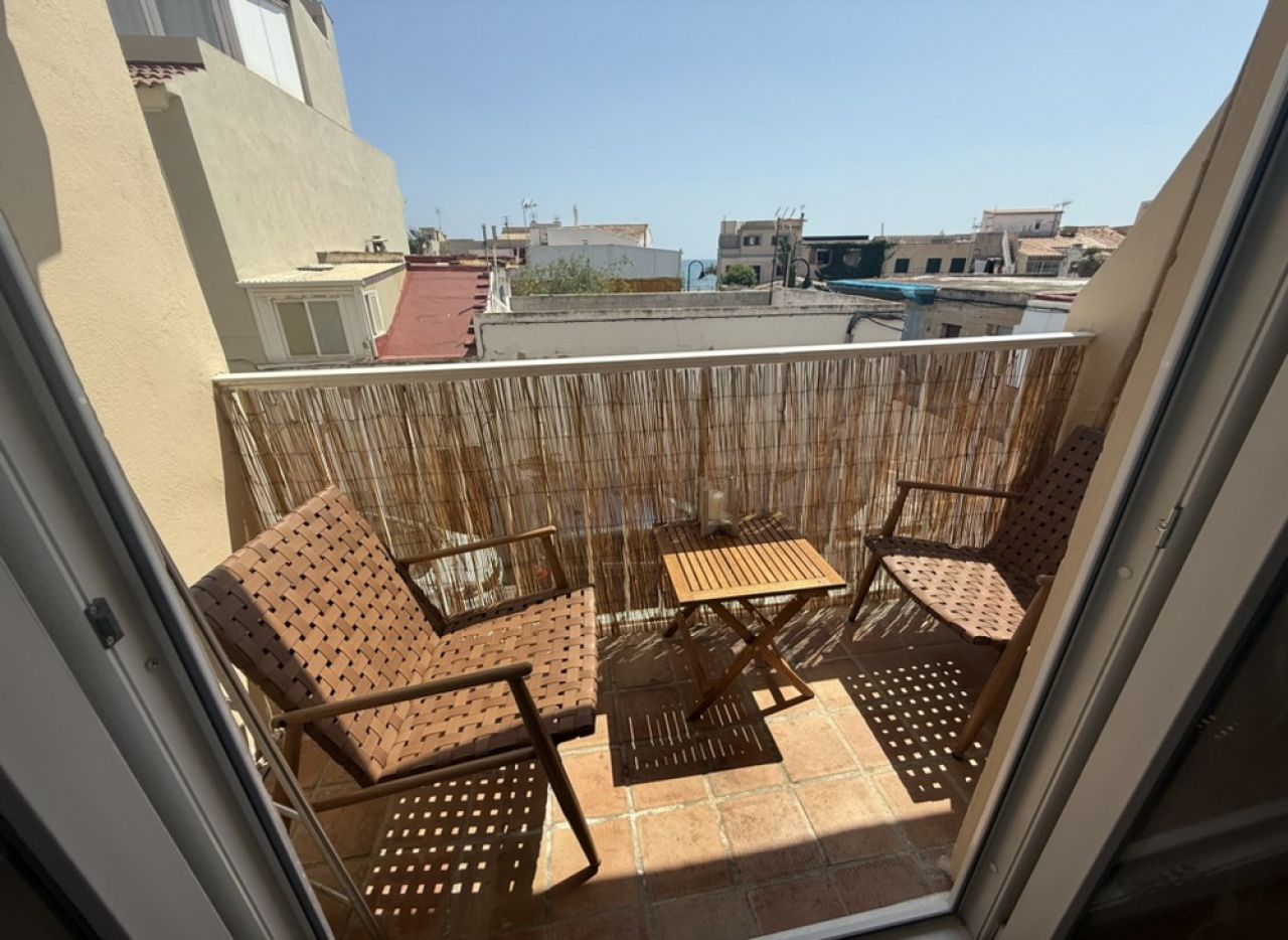 Winter: Renoviertes Apartment mit Balkon in Portixol-Palma -- AP 33 WT