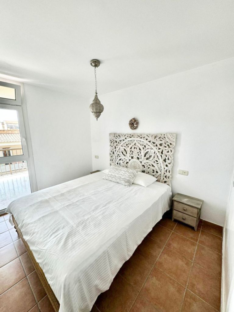 WINTER: Renovated and modern apartment in 1st place Line of the Port of Colonia St Jordi-- AP 08 WT