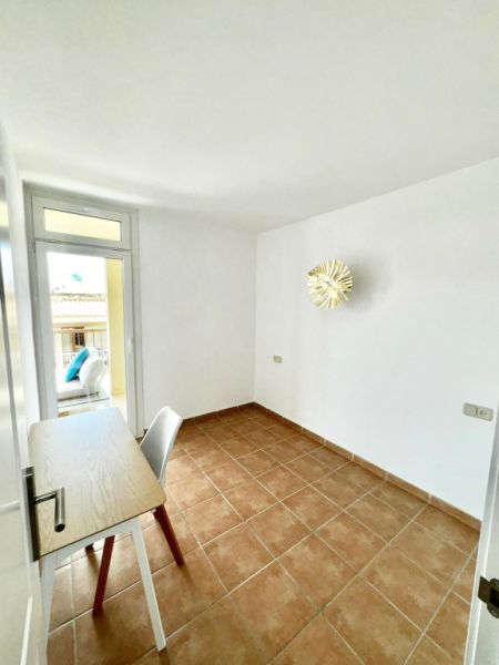 WINTER: Renovated and modern apartment in 1st place Line of the Port of Colonia St Jordi-- AP 08 WT