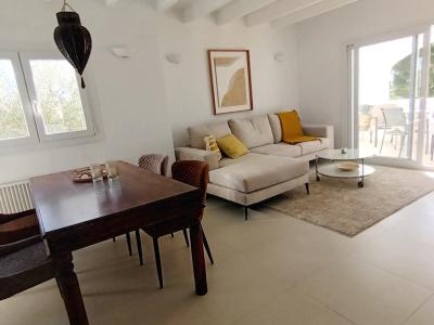 Winter: Schickes Aparment mit 3 Terrassen und Heizung in Cala Santanyi -- AP 30  WT