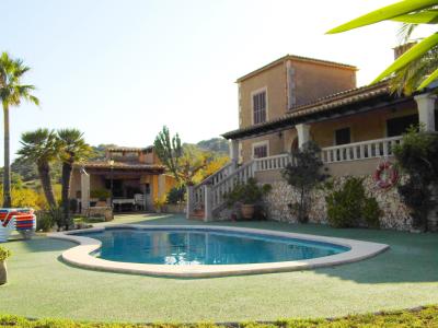 WInter: Schöne Finca mit Heizung und Meerblick bei S Horta --- F 12 WT