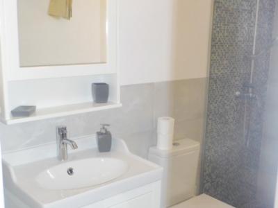 WINTERSAISON 24/ 25: Ebenerdige und hochmoderne Finca bei Manacor --- F 06 WT