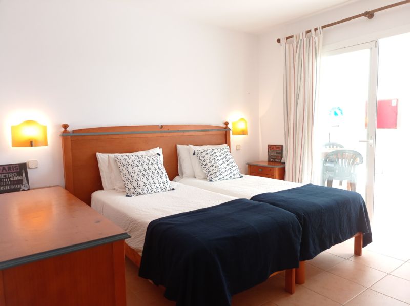 Wintersaison: Ergeschosswohnung mit Terrasse in Hafennähe von Cala Dor --- AP 14 WT