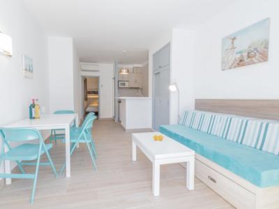 WINTERSAISON: Moderne, helle Apts mit Terrassen in Colonia St Jordi-- AP 16 WT