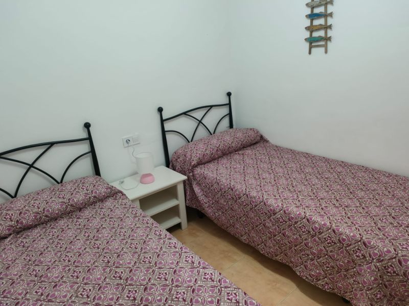 Wintersaison: Modernisiertes Apartment in 1. Line der Küste von  Cala Morlanda -- AP 09 WT