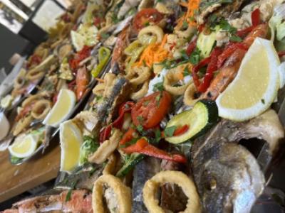 Ofrecemos servico comida