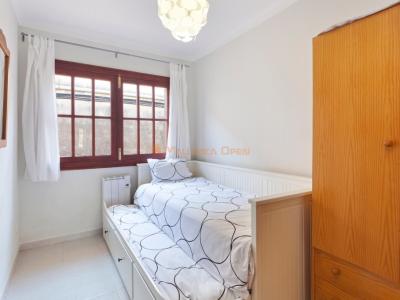 piso en primera linea en Cala Mandia