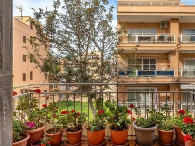 Piso con terraza a 200 metros de la playa de Cala Millor