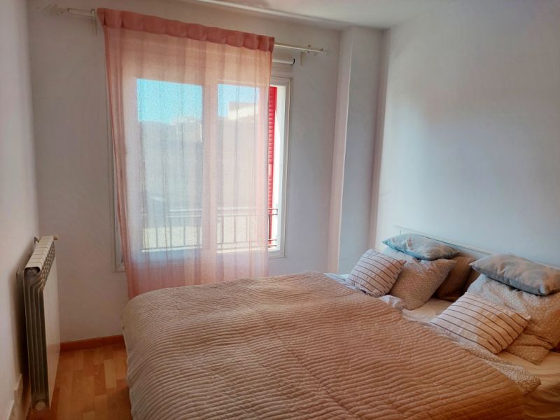 Apartamento con equipamiento de primera y piscina comunitaria en Campos