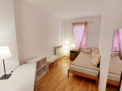 Apartamento con equipamiento de primera y piscina comunitaria en Campos