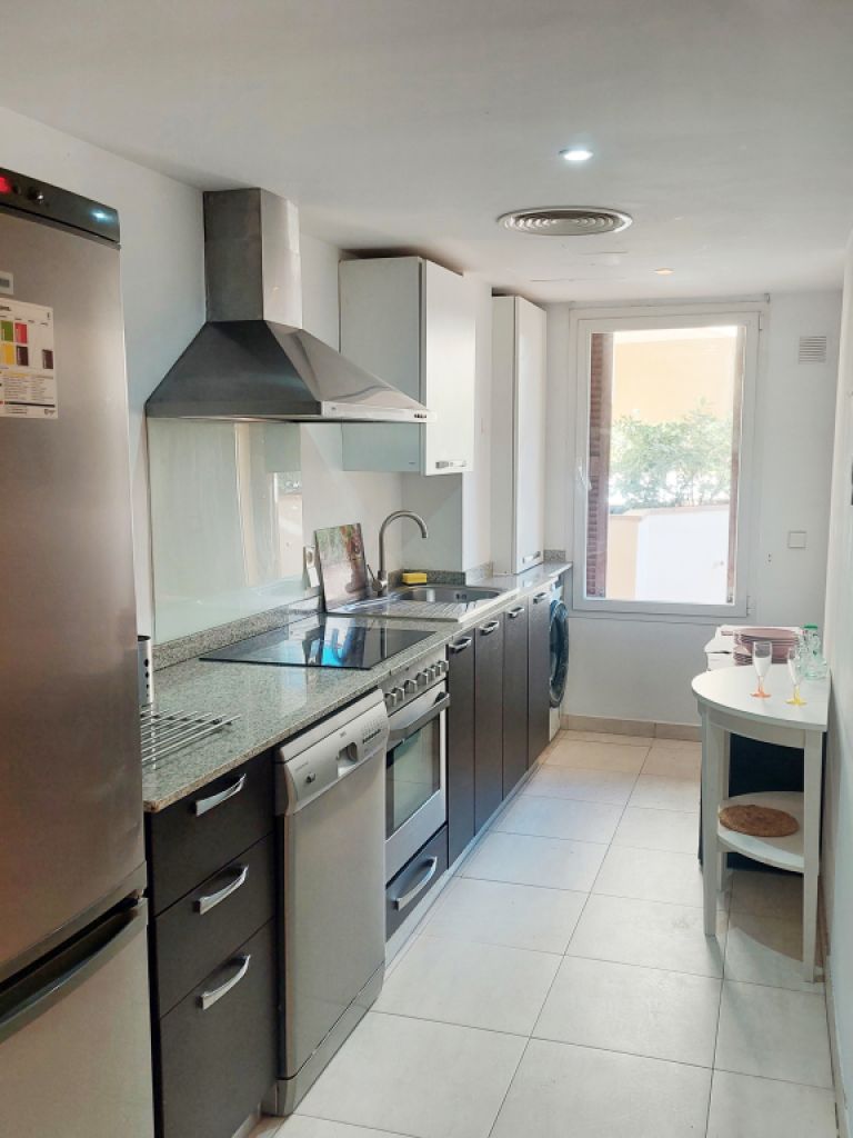 Apartamento con equipamiento de primera y piscina comunitaria en Campos