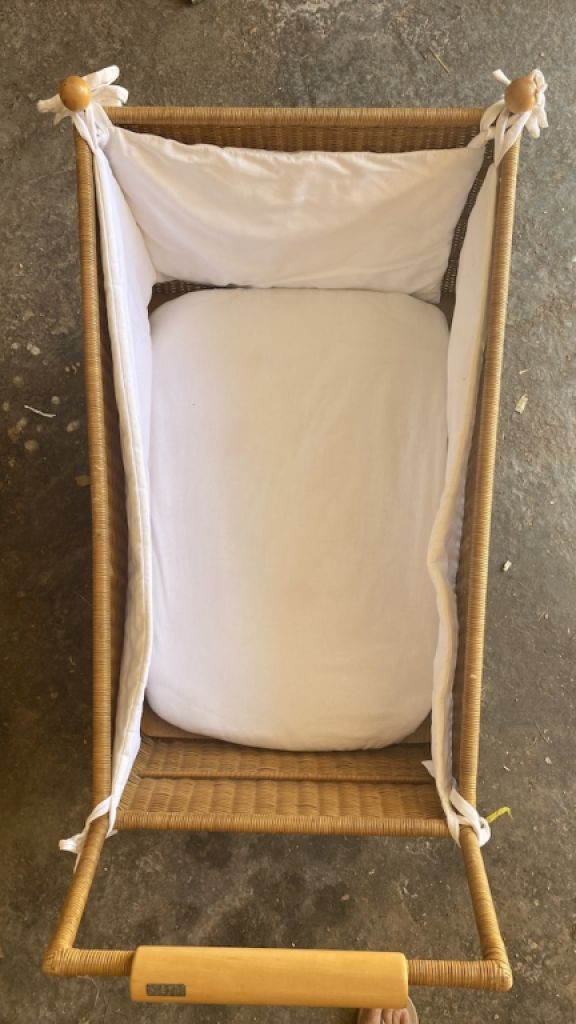 Hermosa cuna/cama para bebés