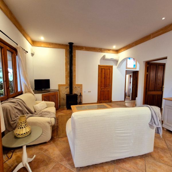 Hermosa finca en alquiler de larga duración en San Lorenzo