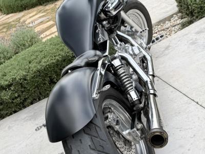 Wunderschöne Harley Dyna Custom | 1450cc Twin Cam | 230er Heckumbau | Matt Black