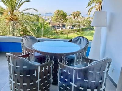 Wunderschöne, möblierte 75 m2 Wohnung im mondänen Hafen Portals Nous, top renoviert.