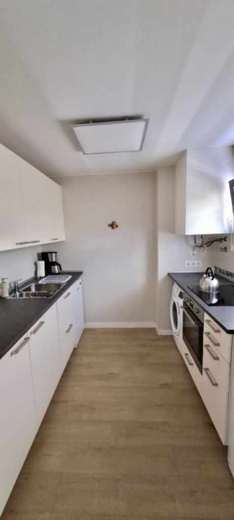 Wunderschöne, möblierte 75 m2 Wohnung im mondänen Hafen Portals Nous, top renoviert.