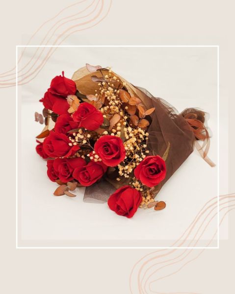 Beautiful bouquet of 12 burgundy paper roses