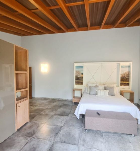 Wunderschönes großes Bauhaus-Anwesen zu vermieten in Manacor, Adresse Colonia de Sant Pere