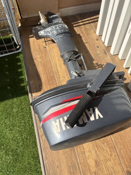 Motor fueraborda Yamaha 5