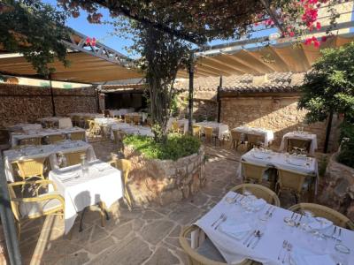 ¡Muestra tu arte en la mejor compañía!