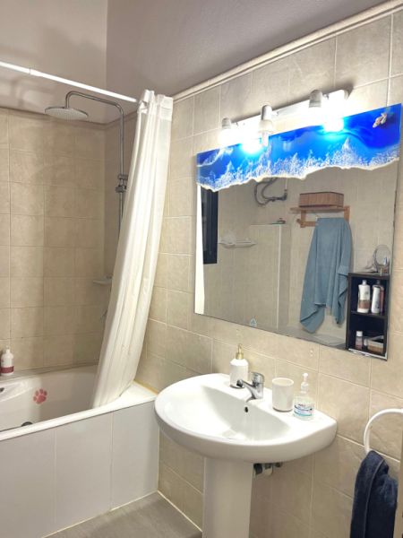 Rento habitacion en Campos para chica