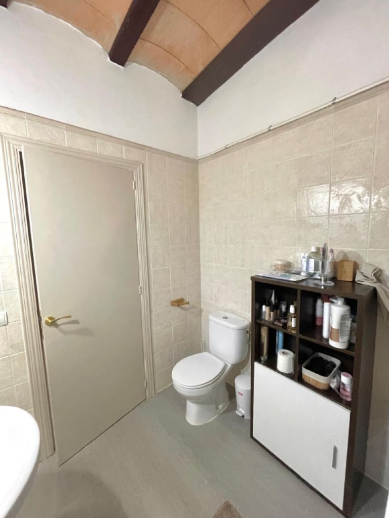 Rento habitacion en Campos para chica