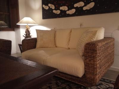 En venta, sofá de diseño, pieza de exposición, NUEVO / sin uso, 157 x 98 x 70 cm