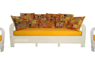 Zu verkaufen elegantes IBIZA Style Sofa Set aus weissem Bambus und geflochtenem Rattan