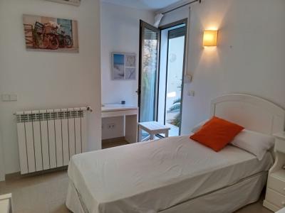 Zum Vermieten 1 Meereslinie Chalet in cala Mandia