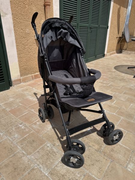 Zusammenklappbarer Buggy für Kleinkinder