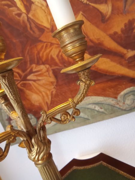 Dos pesados dorados al fuego "IMPERIO GIRANDOLEN" alrededor de 1820 de España, de propiedad noble.